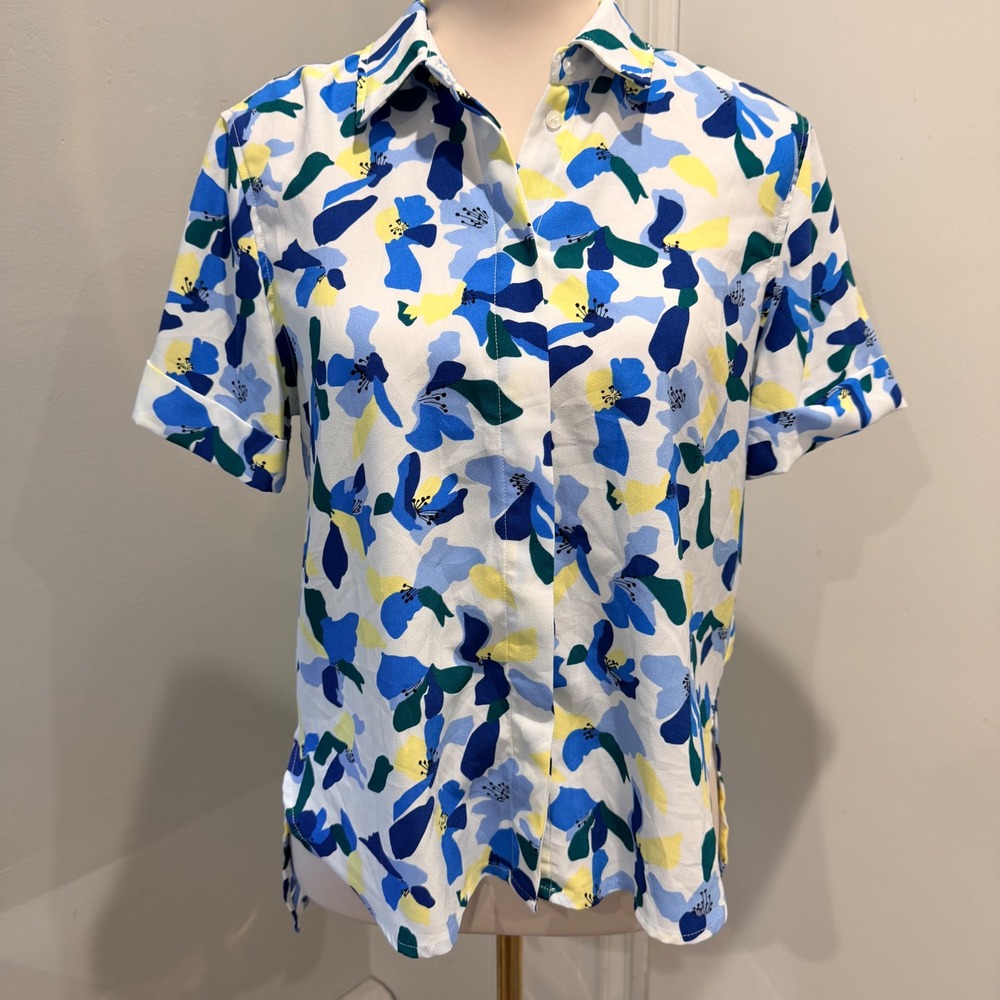 Rachel Zoe Blue Floral Short Sleeve Button Down Shirt Vibrant Summer Staple | S